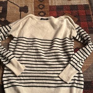 Banana Republic cashmere Sweater